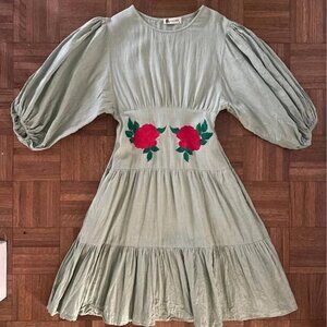 Fanm Mon Linen dress Size M but fits like a S 100% linen